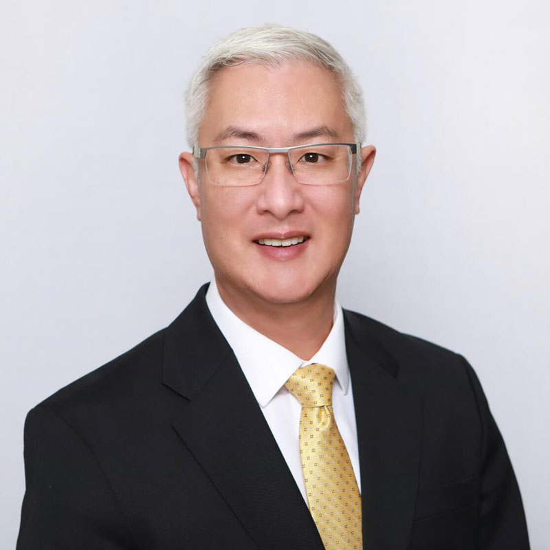 Medical Director and Board-Certified Plastic Surgeon Dr. Michael Seto